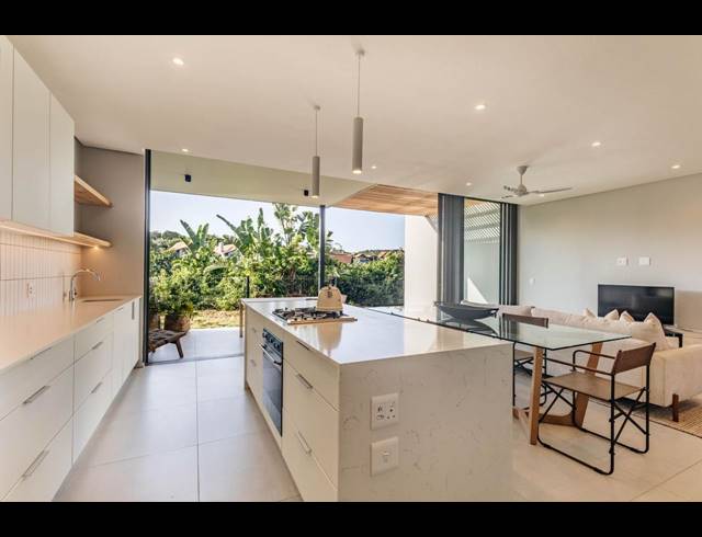3 BEDROOM TOWNHOUSE FOR SALE IN ZIMBALI ESTATE